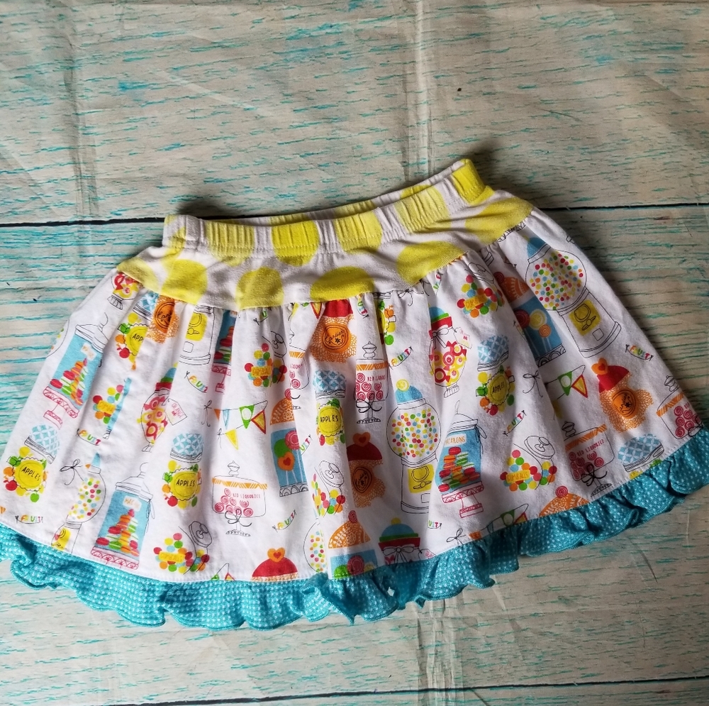 Z•A•Z•A couture gumball print skirt size 2T